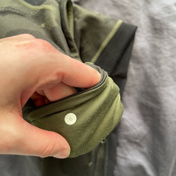 SE lululemon Camo 7/8th Leggings 6 - Picture 4 of 4